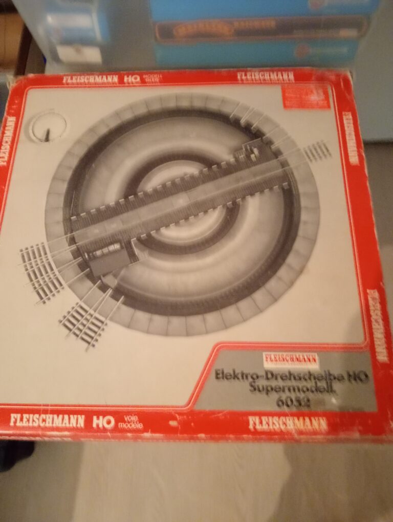 Fleischmann Plaque tournante electrique HO 6052 Turntable
